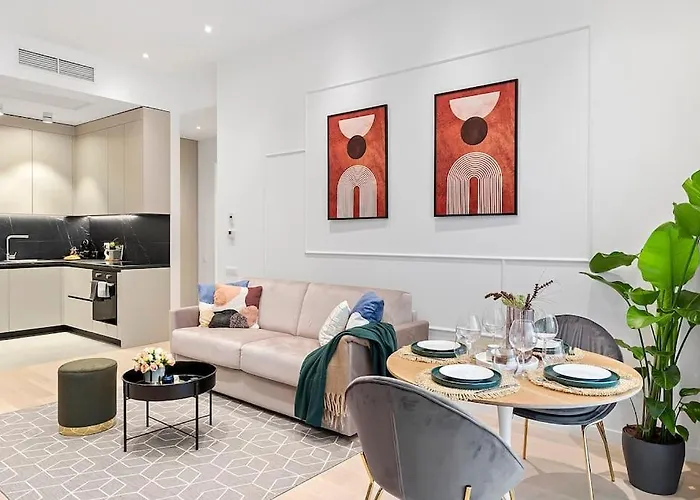 アパート Floreasca On Business Centre ブカレスト